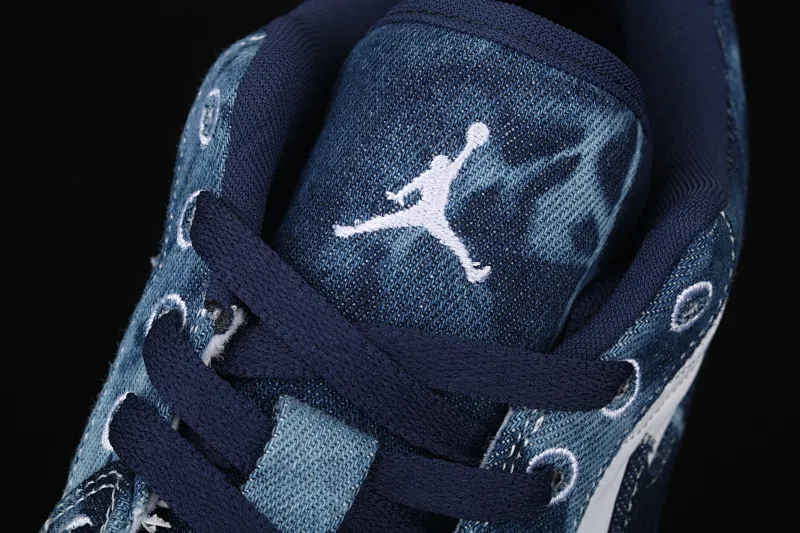 All categories Air Jordan Jordan series basketball shoes Air Jordan 1 Low Air Jordan 1 Low AJ1 Joe 1 denim blue low-top top culture and leisure sports sneakers CZ8455-100